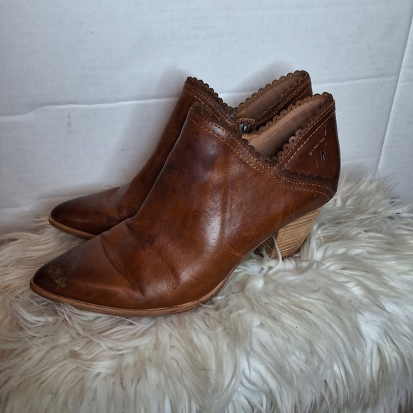 Frye Reed caramel Leather  Booties 9.5 - Picture 2 of 11